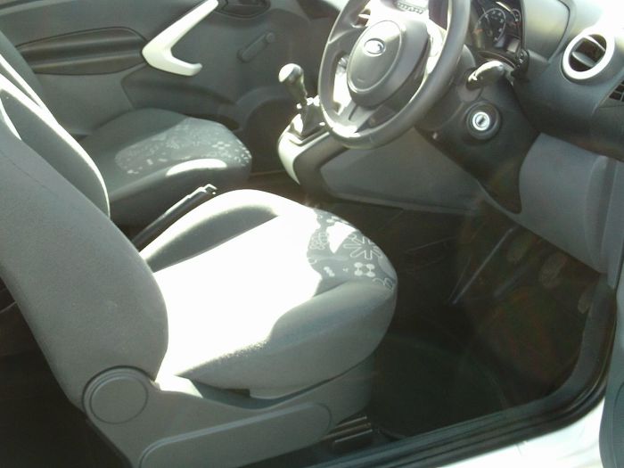 Ford Ka 1.2 Studio 3dr [Start Stop] Hatchback Petrol White