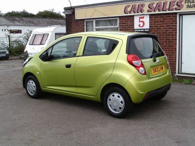 Chevrolet Spark 1.0i LS 5dr Hatchback Petrol Metallic Green