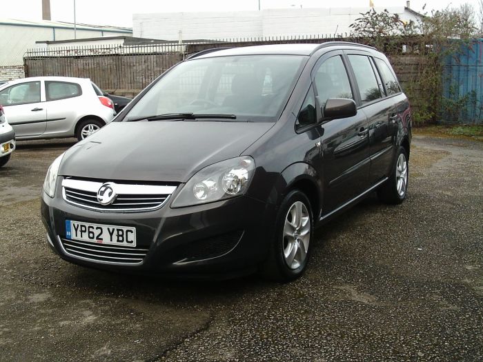 Vauxhall Zafira 1.6i [115] Exclusiv 5dr MPV Petrol Metallic Grey