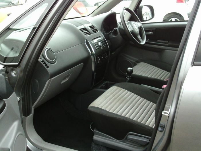 Suzuki Sx4 S-cross 1.6 SZ3 5dr Hatchback Petrol Metallic Grey