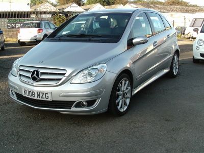 Mercedes-Benz B Class 2.0 B200 CDI SE 5dr Tip Auto MPV Diesel SilverMercedes-Benz B Class 2.0 B200 CDI SE 5dr Tip Auto MPV Diesel Silver at SDL Autos Hull